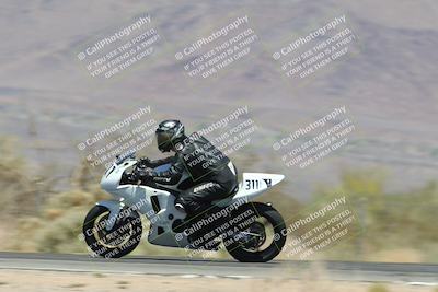 media/Apr-20-2025-CVMA (Sun) [[39090e8767]]/Race 9-Formula LW Twins Shootout/